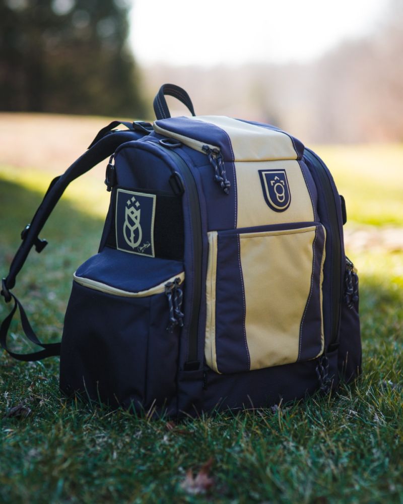 DGshop.no - Squatch Legend w/cooler - Catrina Allen
